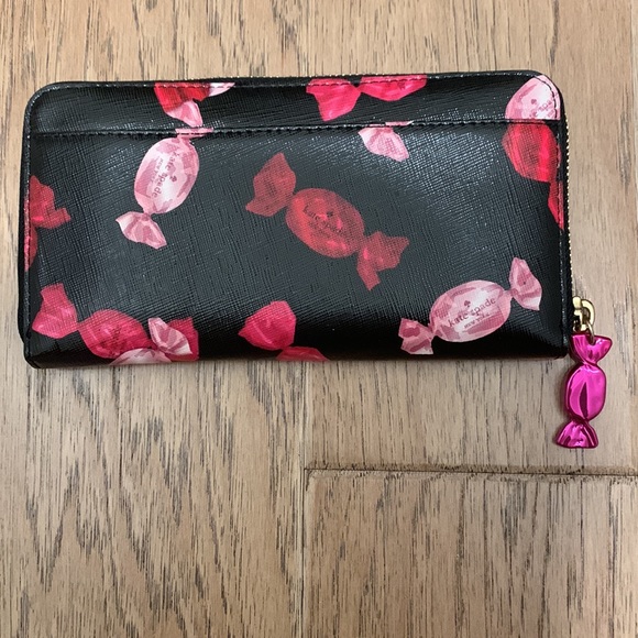 ⭐️Kate Spade Do Wonders Pink & Red Candy Wrapper Wallet⭐️ - Picture 2 of 4